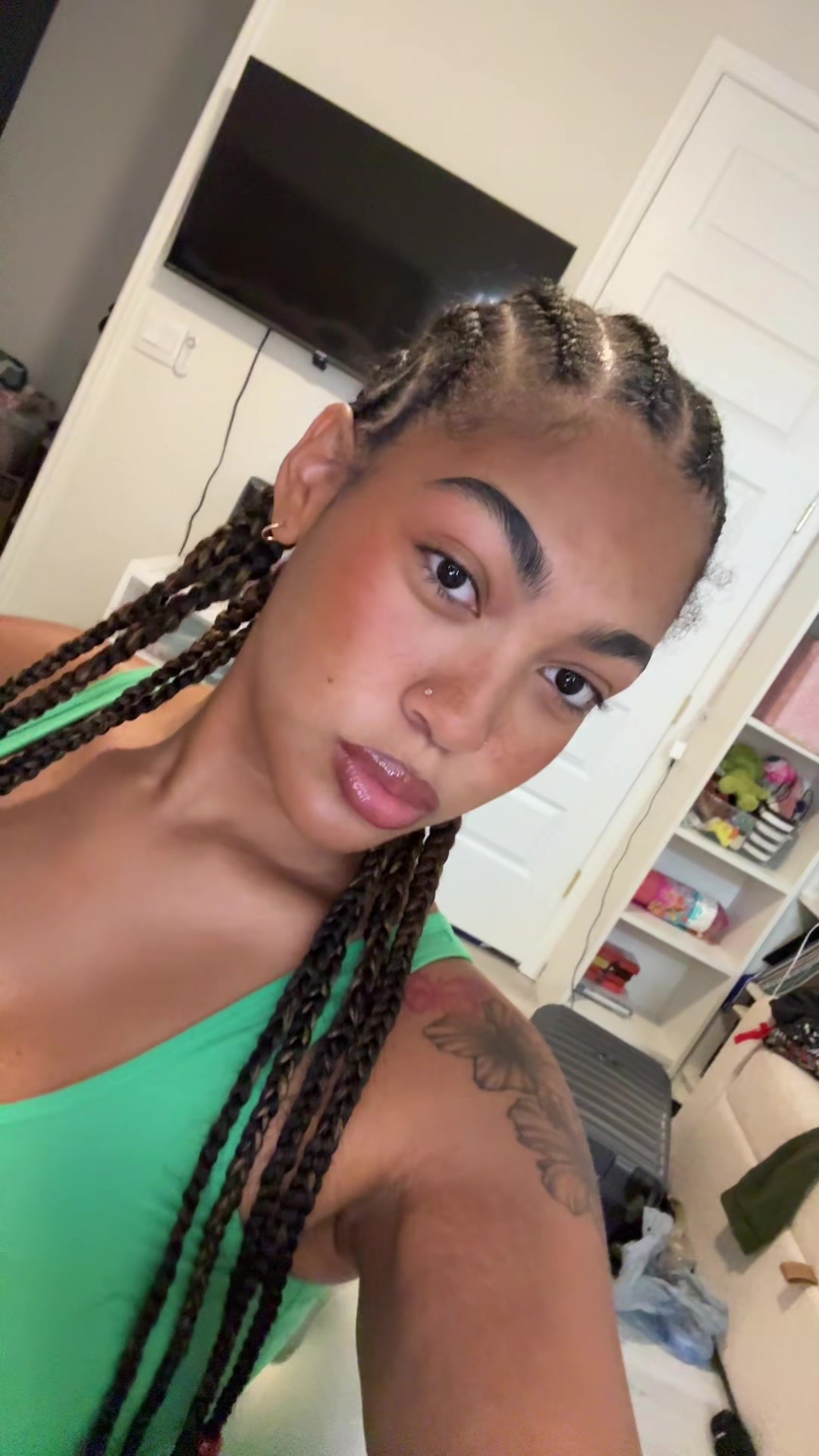 @😬💋