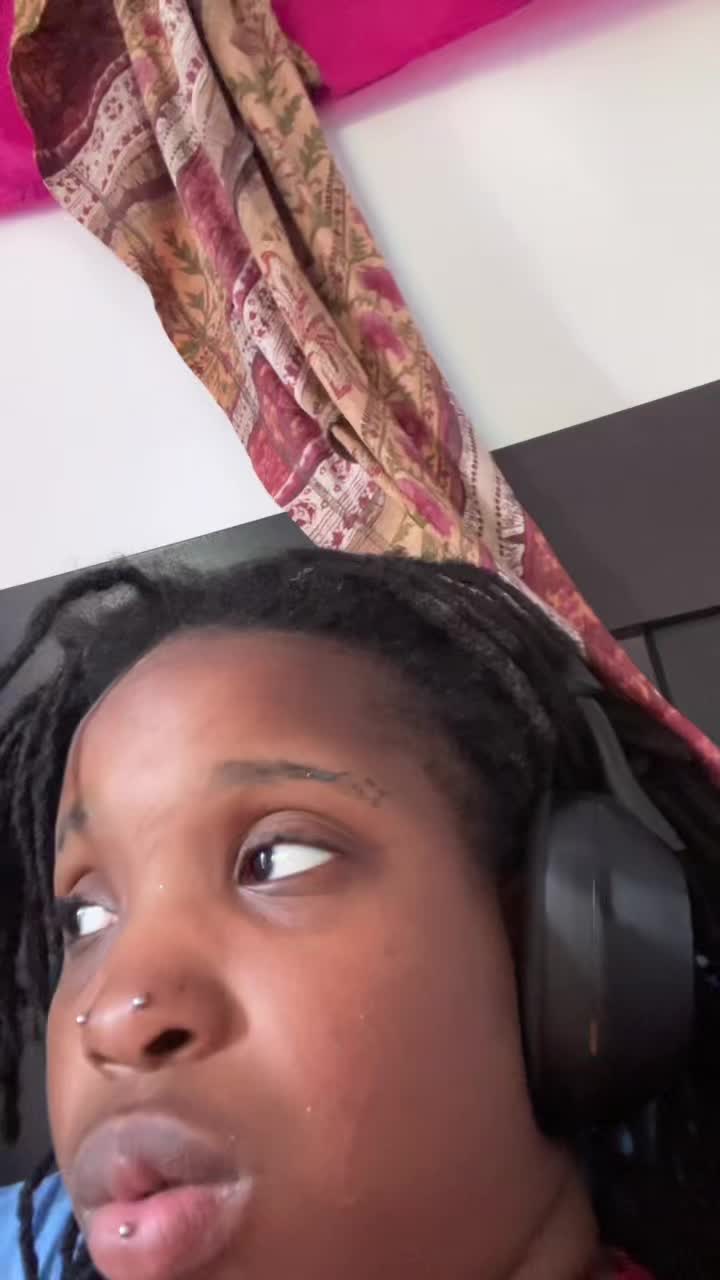 @DeeSiren