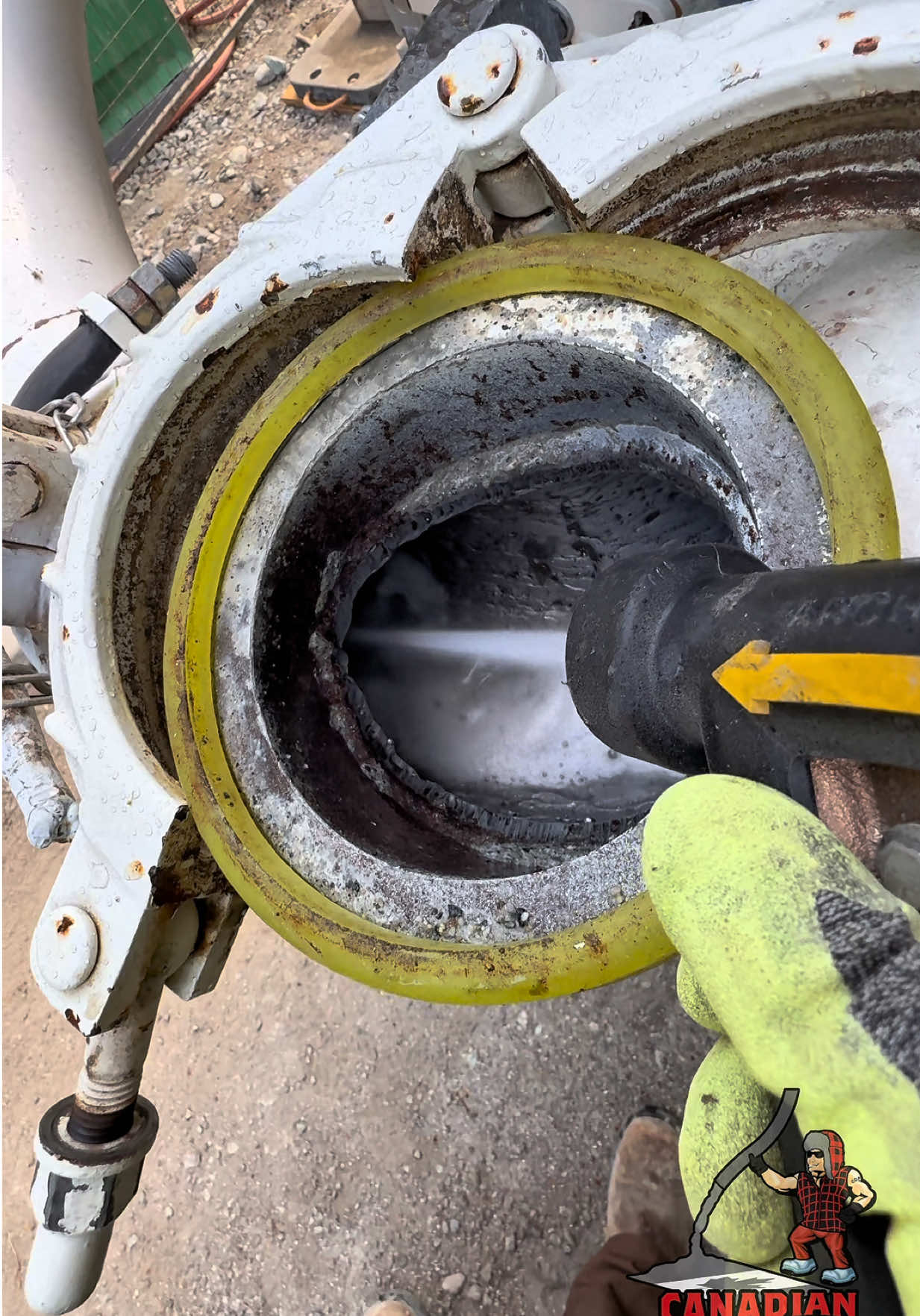 @CDN_Concrete_Pumper