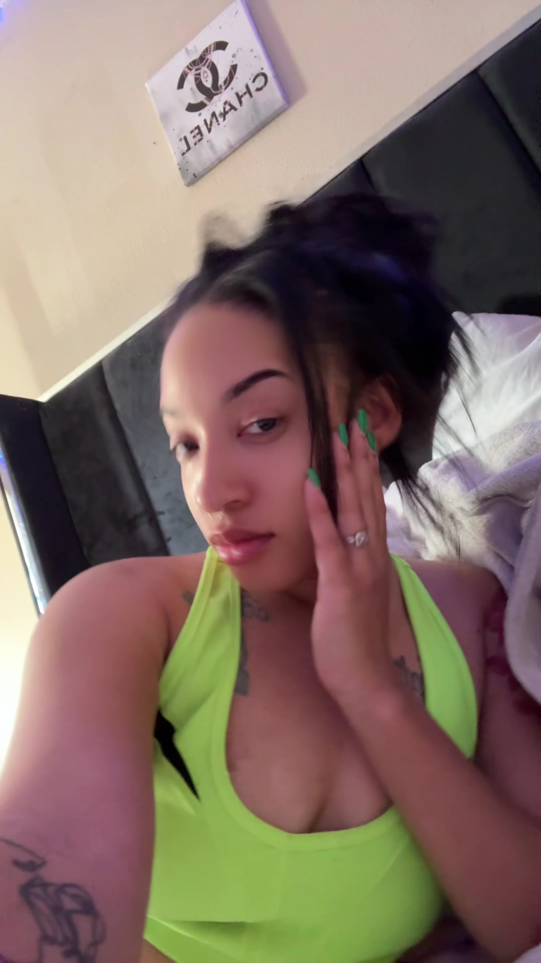 @NayXo._