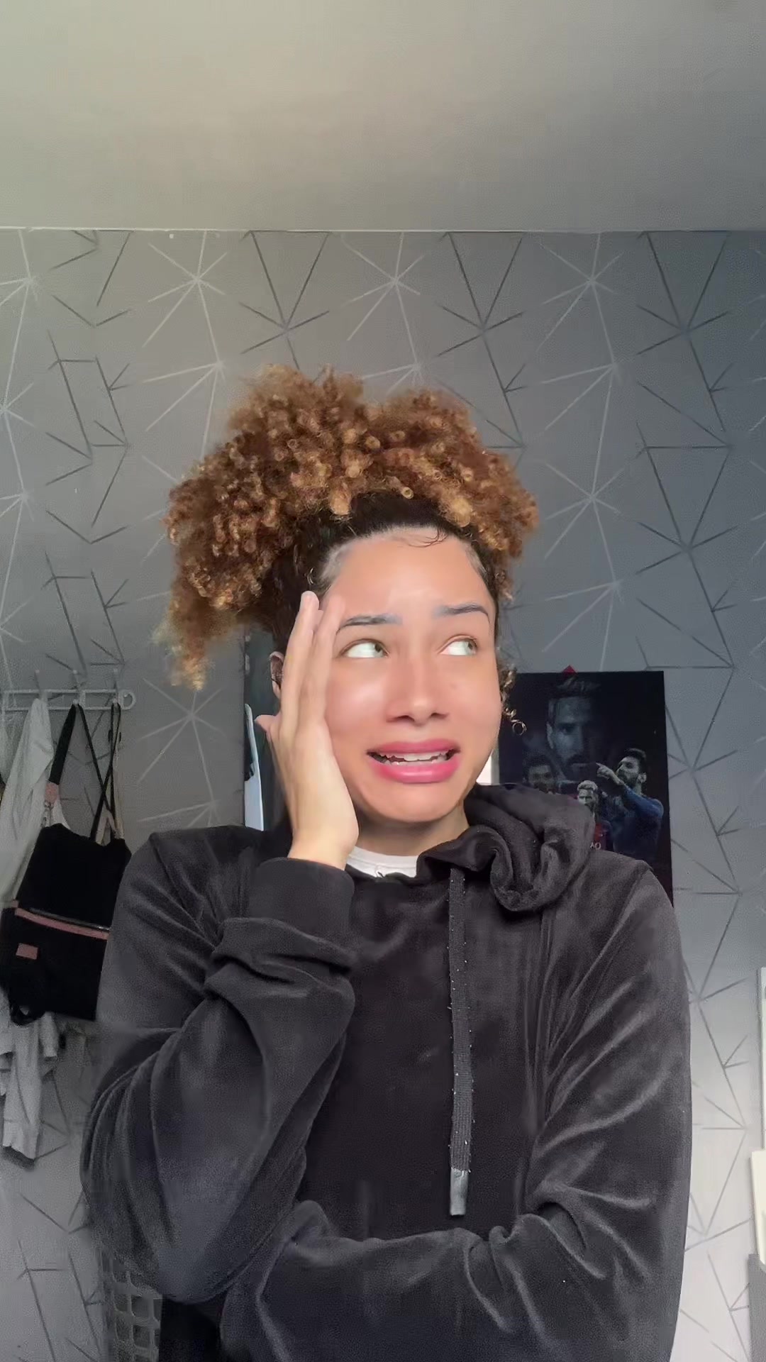 @Julia Brito
