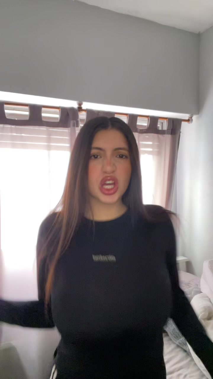 @ContuuuC🍉