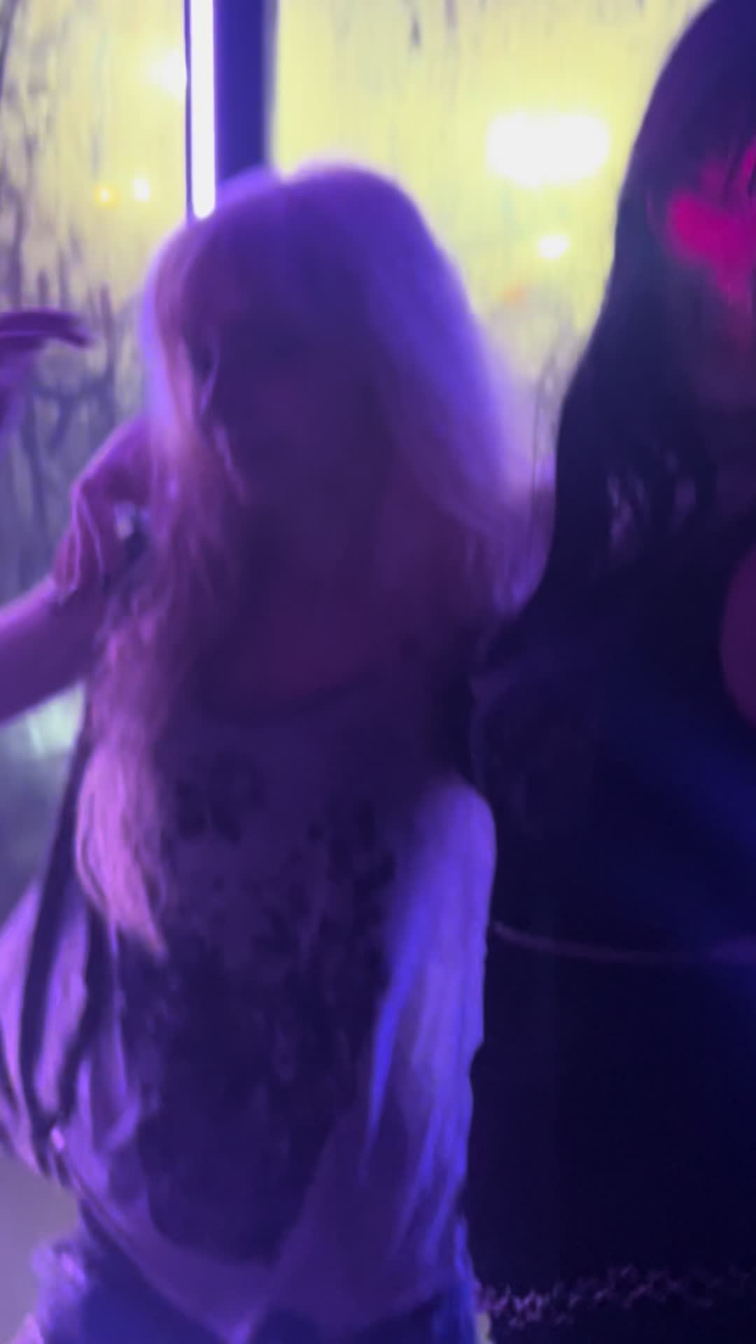 @𖦹lucy𖦹