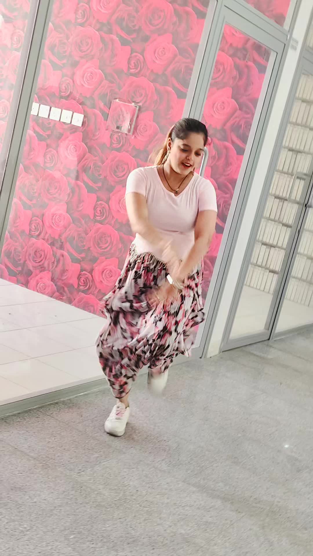 @รIռցlε զսεεռ👸гIյյս 🔥🦋😎