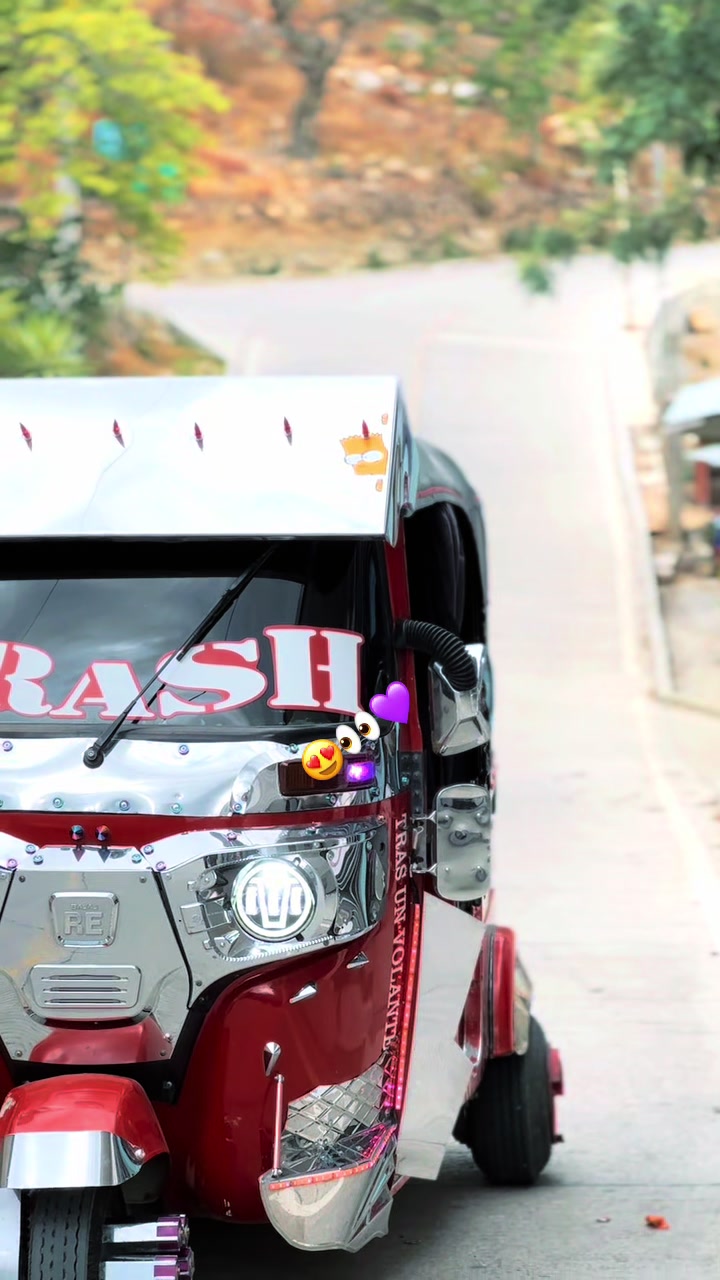 @"CRASH 🩵🍁