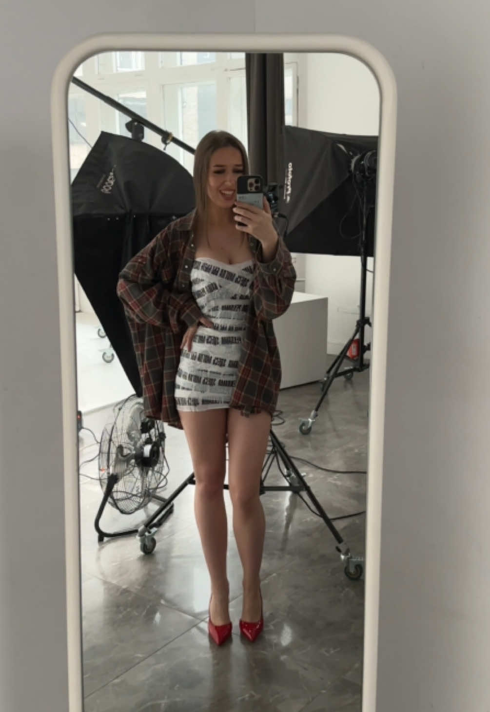 @cr1ngerl1