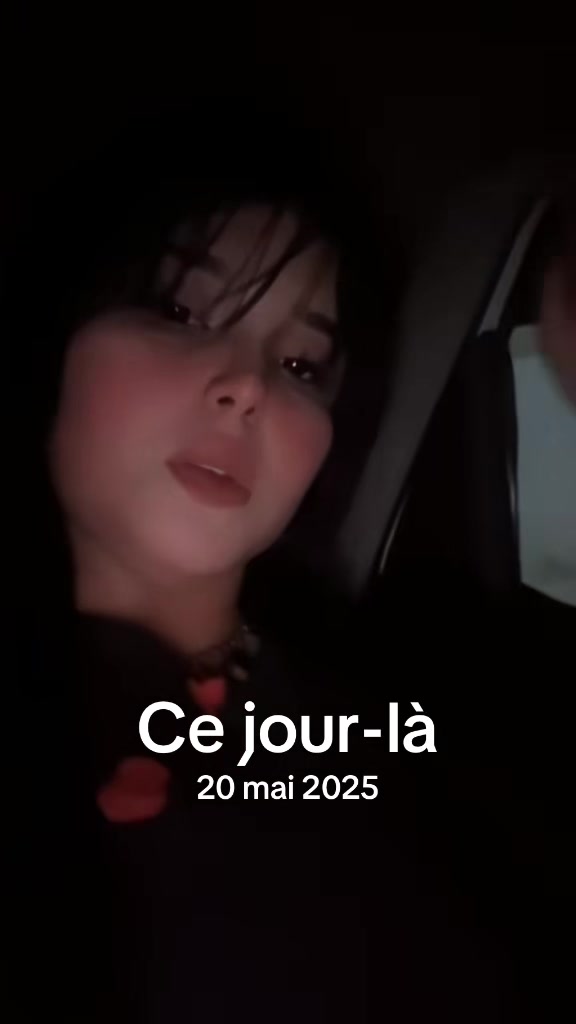 @BøuChra Japoniyæ🦢❤️