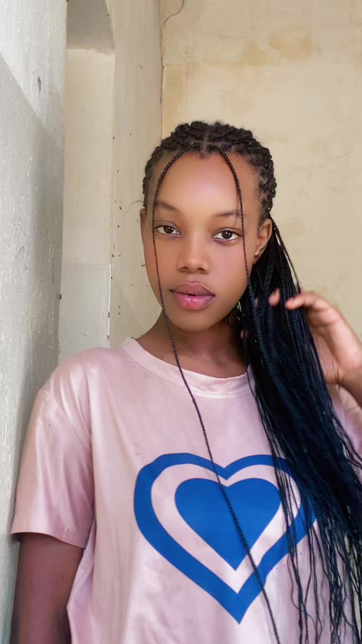 @Pretty——Linda 🫂🤤❤️🩹