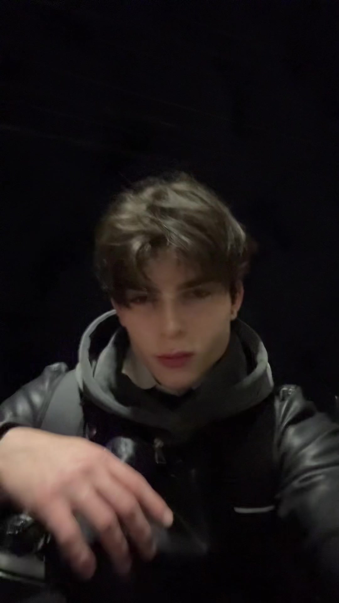 @𝐃𝐞𝐤𝐢𝐳