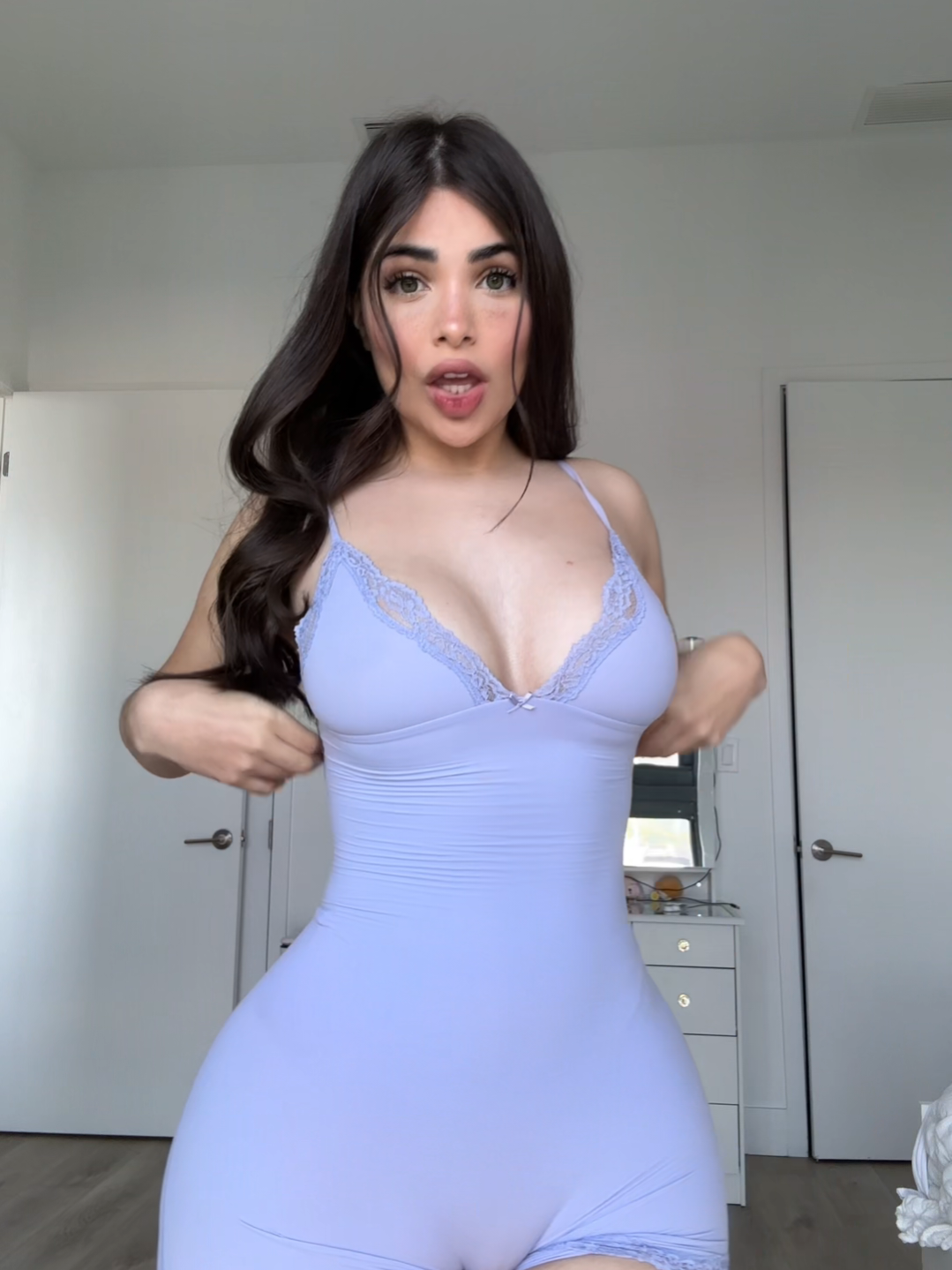 @alida5359