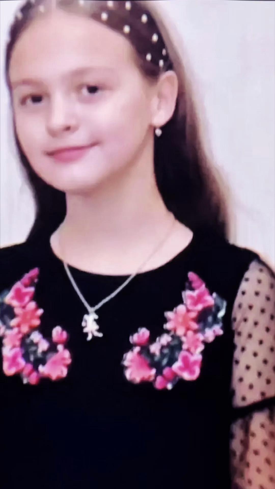@𝐄𝐦𝐚 &bull; 𝐌𝐢𝐥𝐢𝐜𝐚❄️🫧🇷🇸