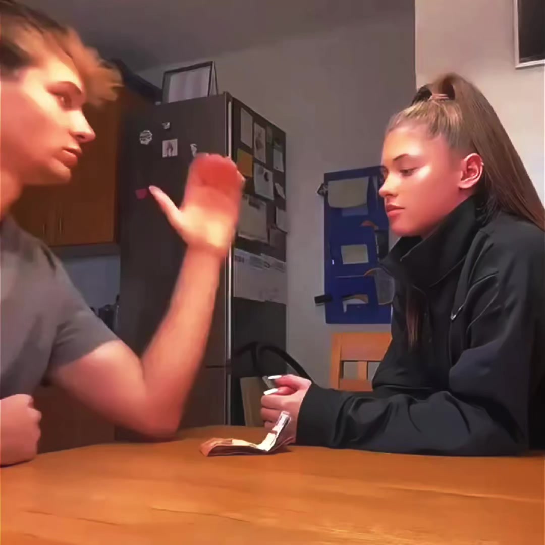 @𝑆𝐼𝐿𝐸𝑁𝑇𖣂