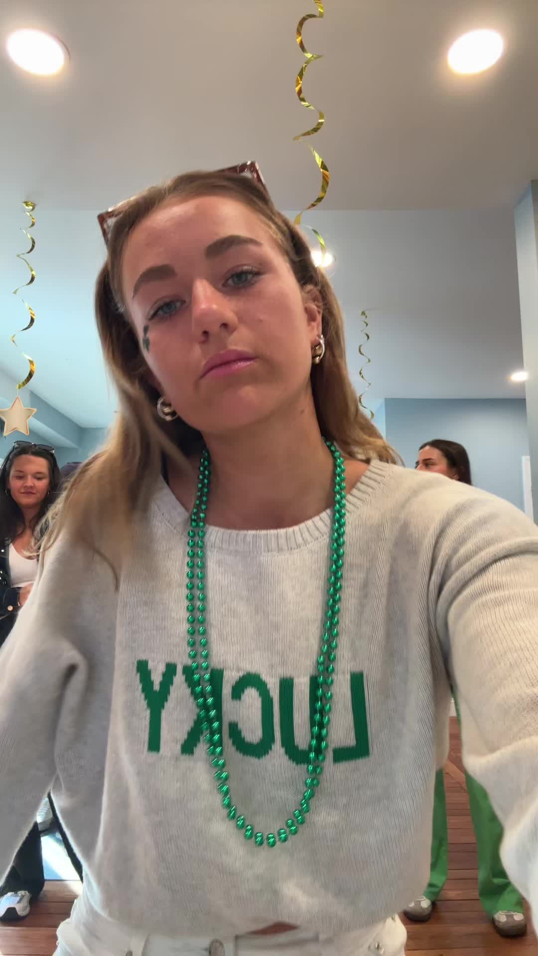 @Ella schwarzzzz