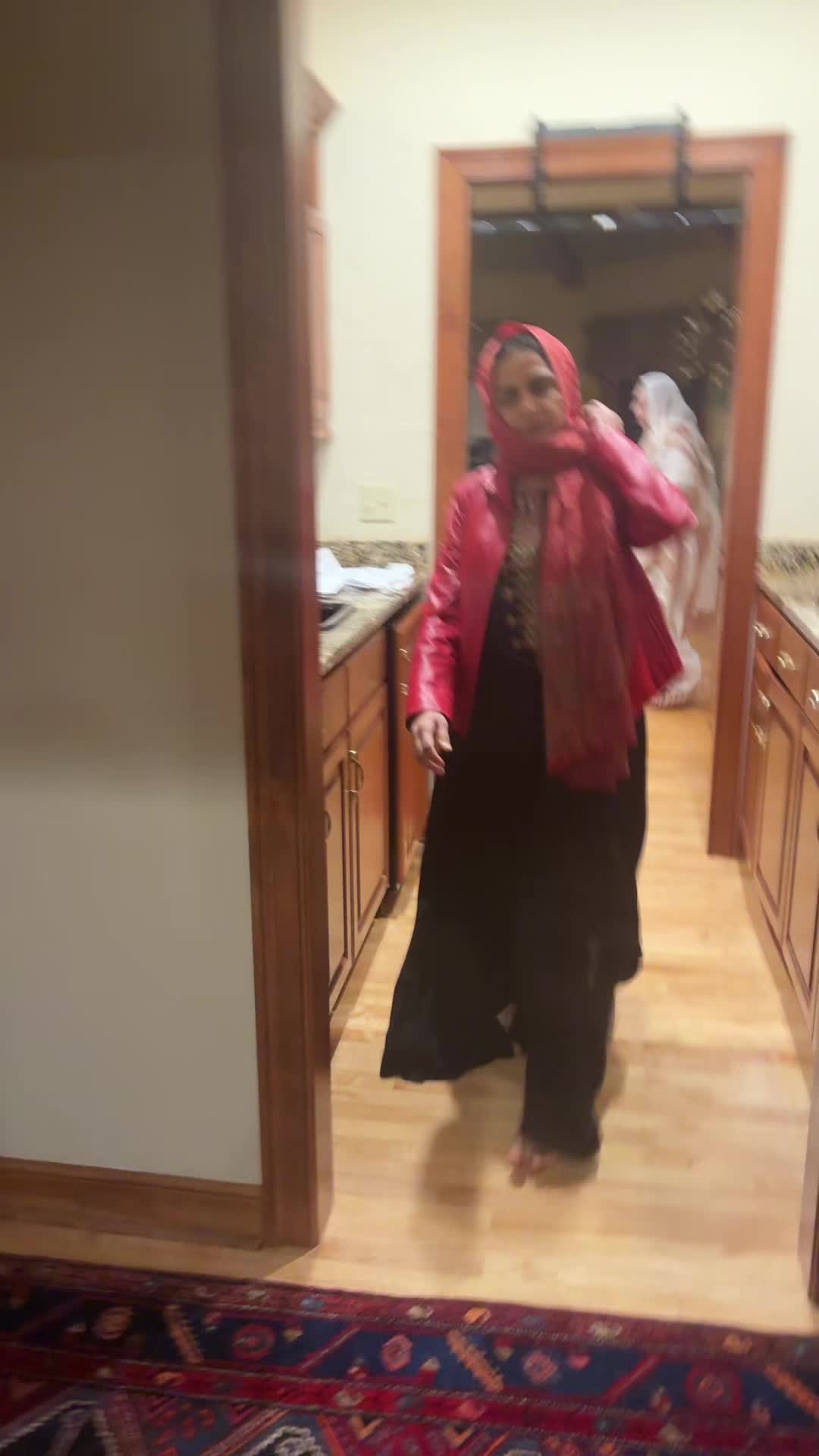 @Simrah14