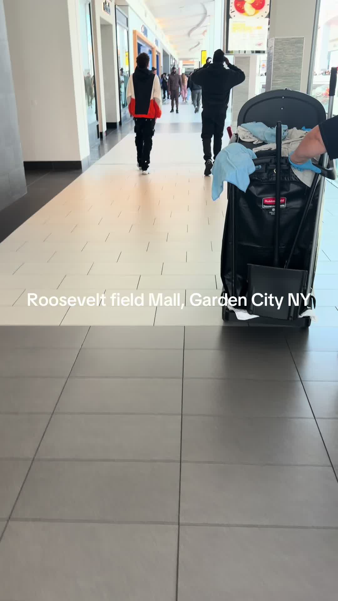 @THEE.DonniieD
