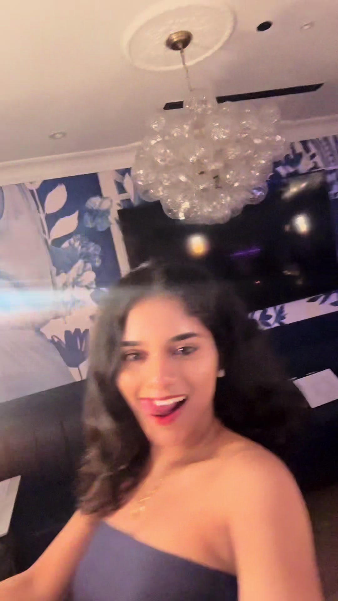 @elakiyaak8