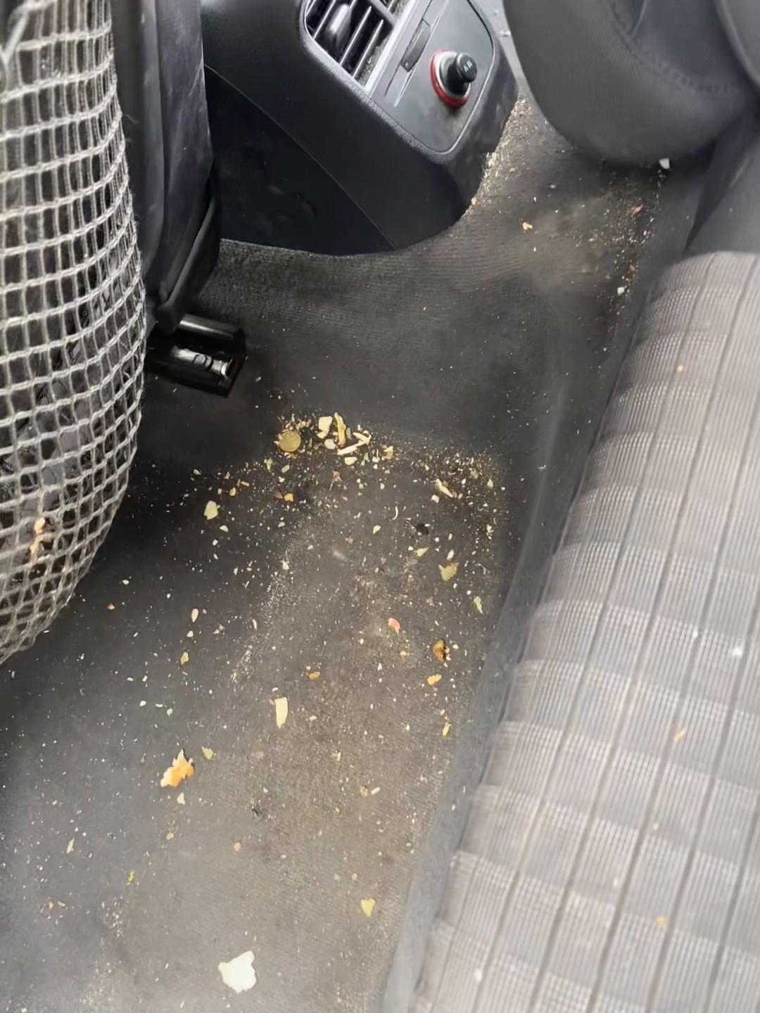 @LAVAGE-LUXE A DOMICILE