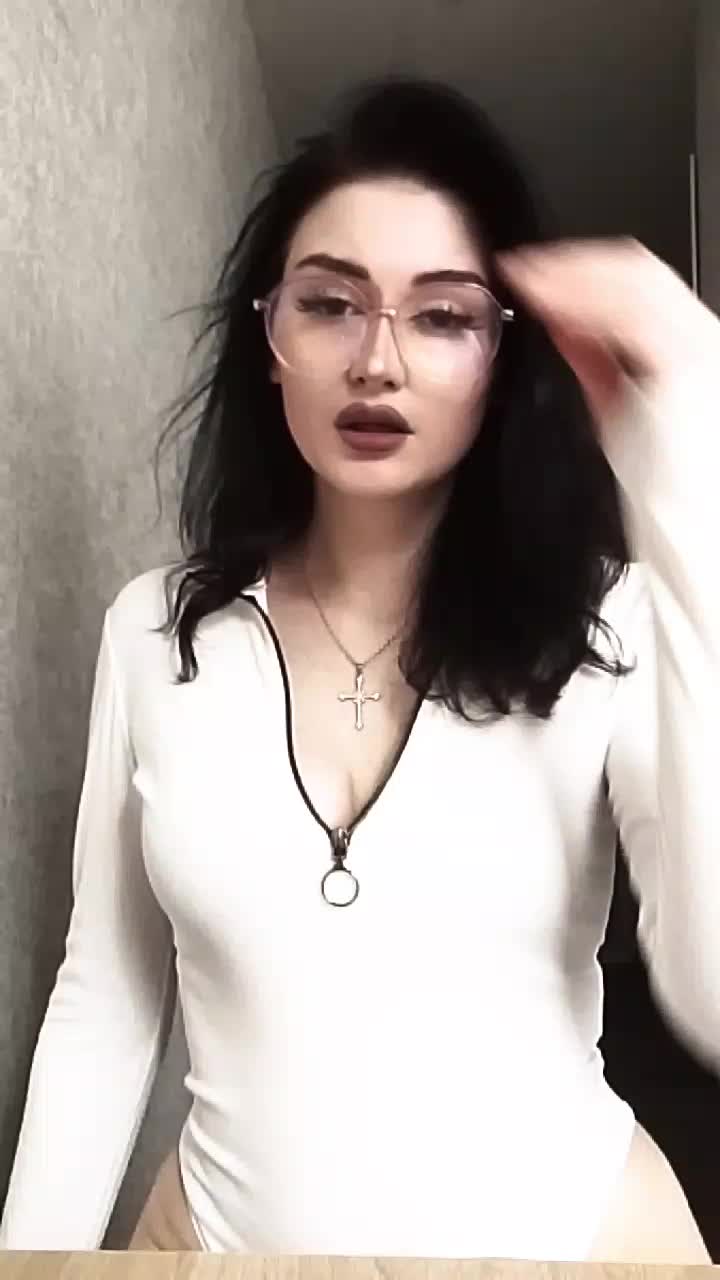 @Ҝ丨尺卂