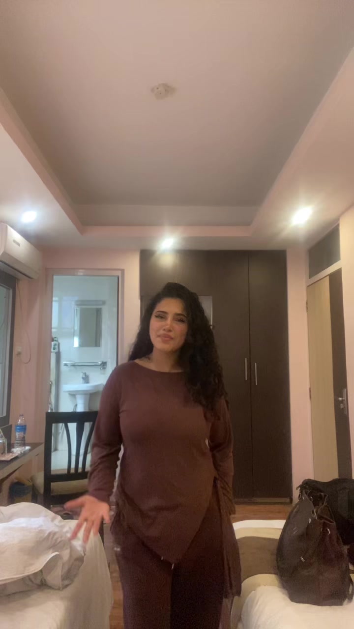 @burosutoppunau0