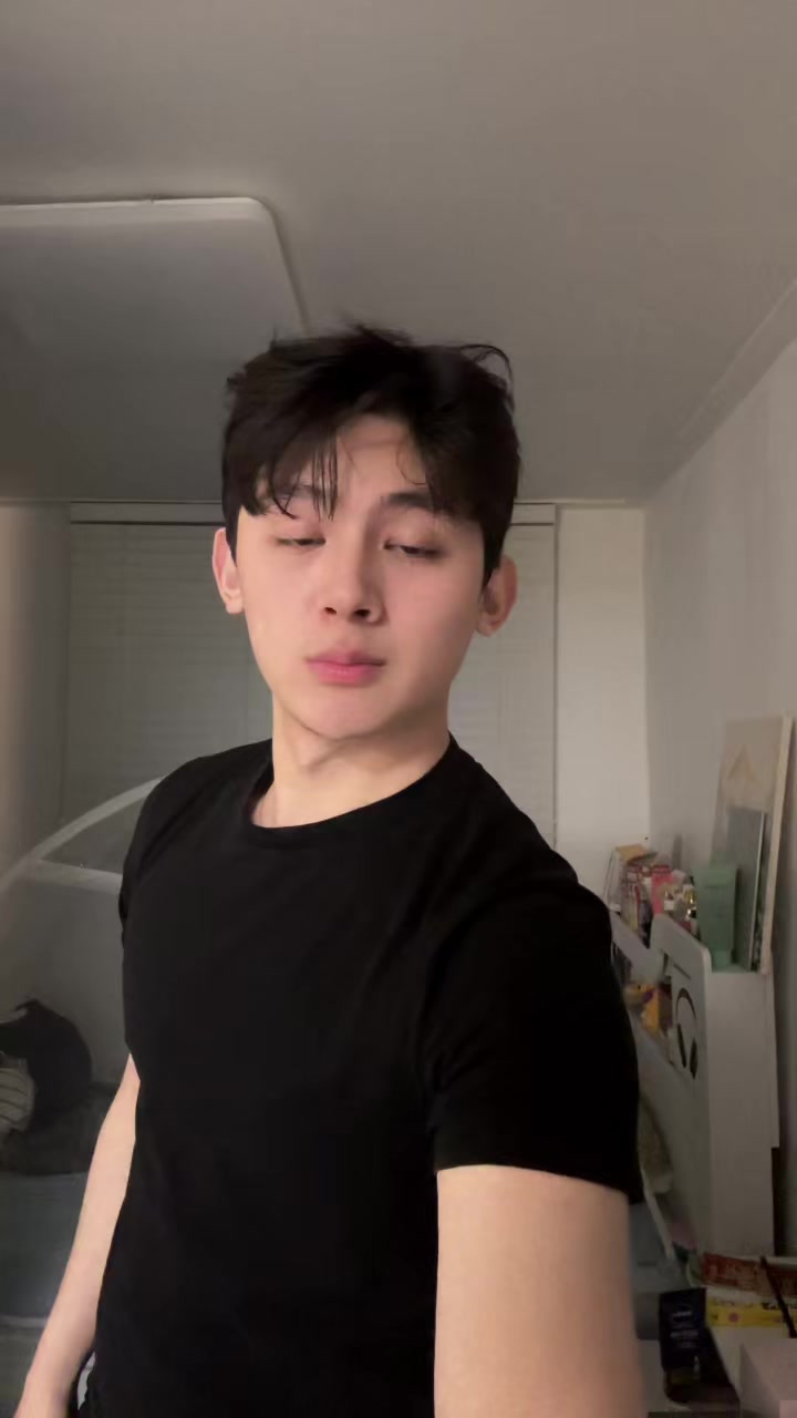 @khantnyizaww