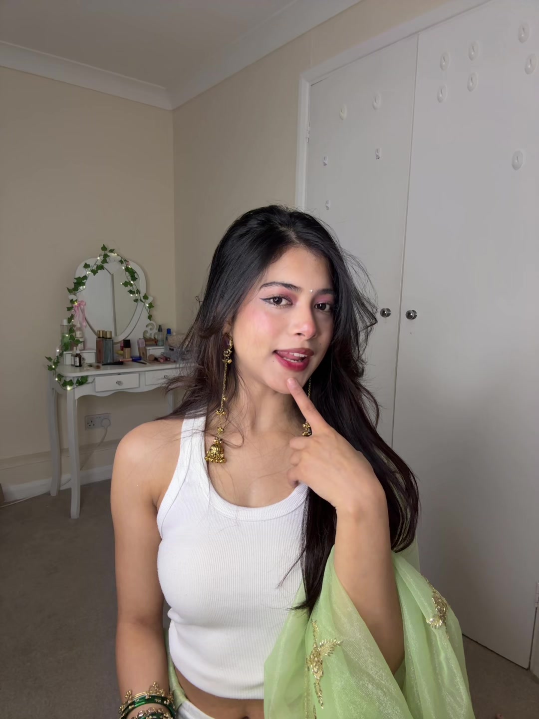 @Simmiyaiii