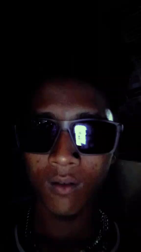 @Ay idol Rogie