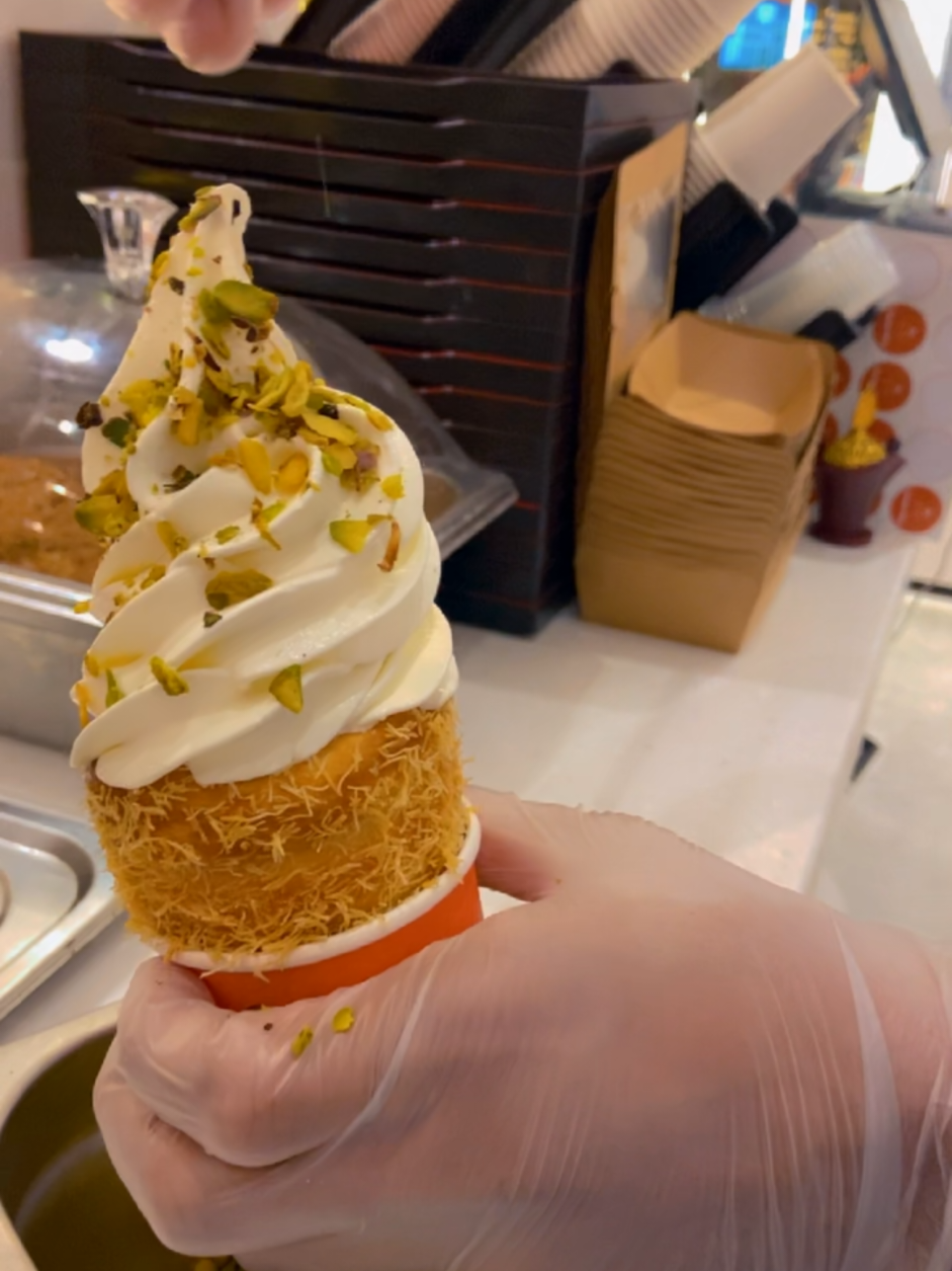 @Golden Roll