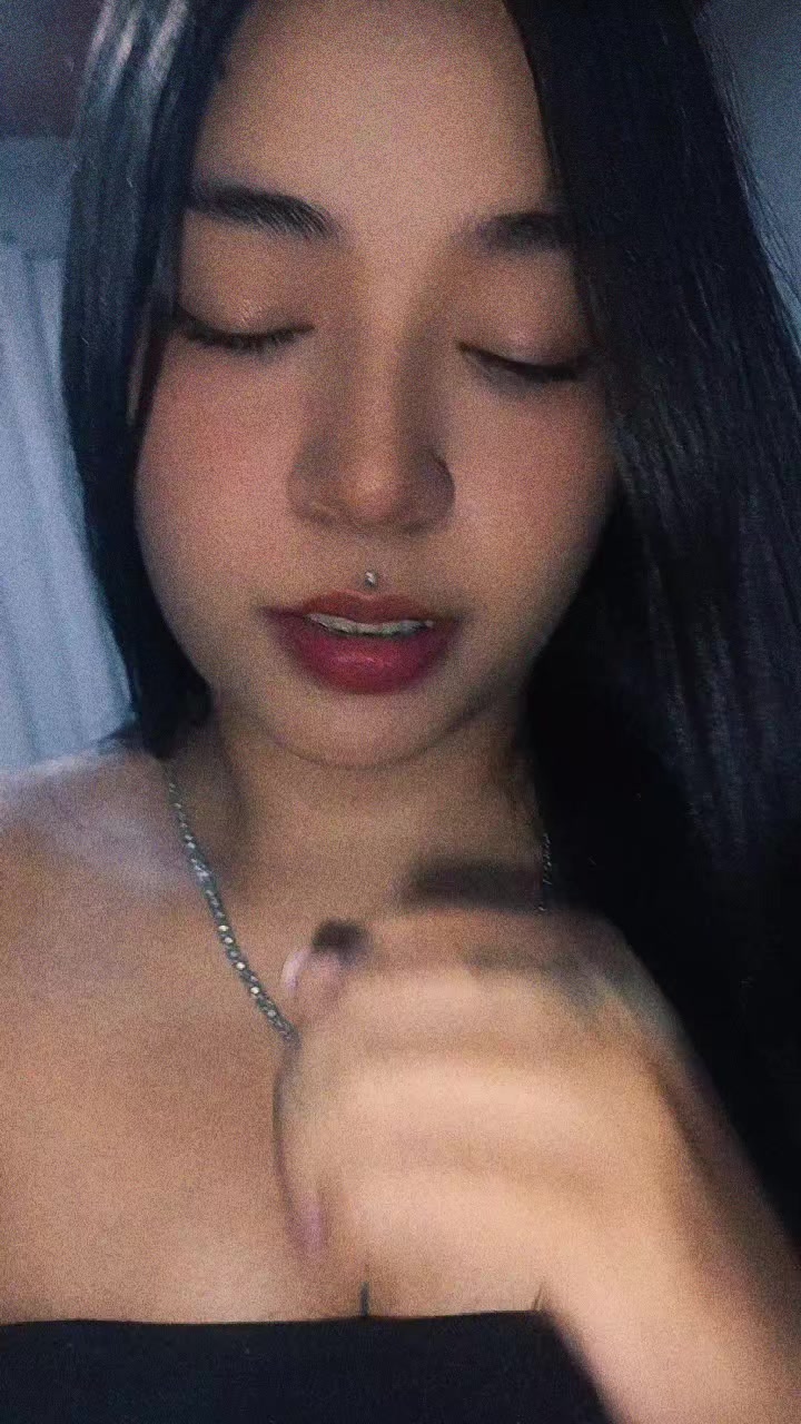 @Ale🧚🏼♀️💜Ojitos lindos💜