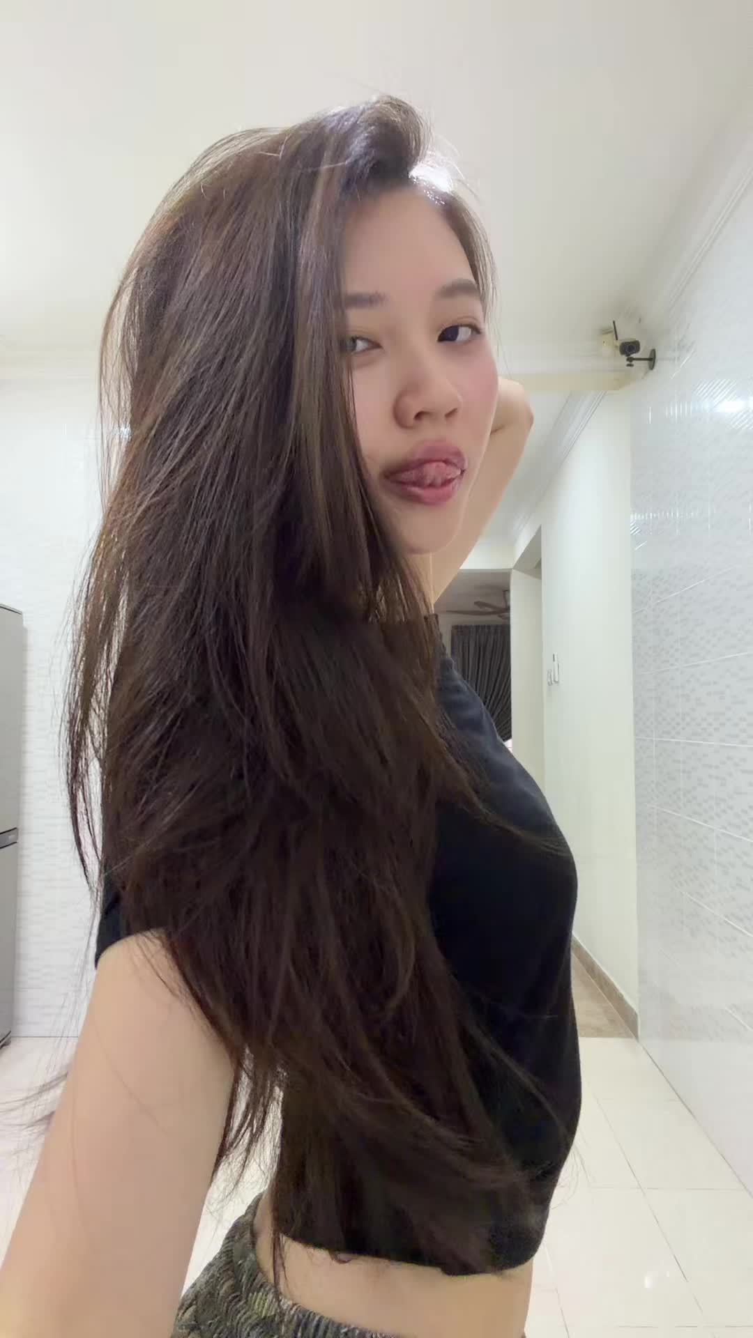 @breena 𝜗𝜚˚⋆