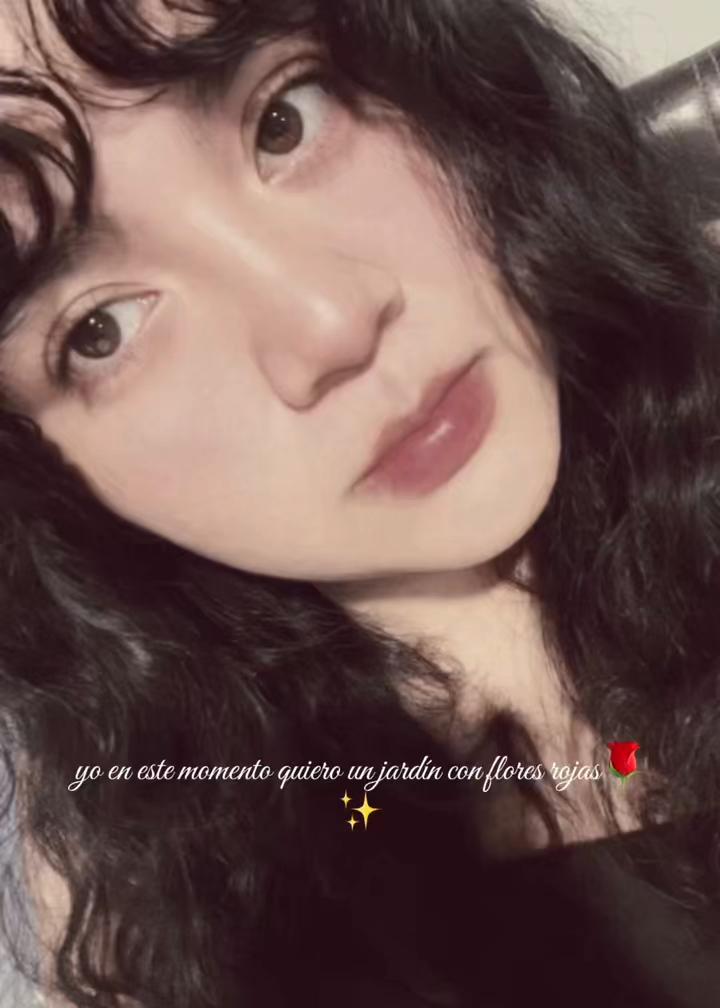 @🍒𝓛𝓲𝔃𝔃🍒
