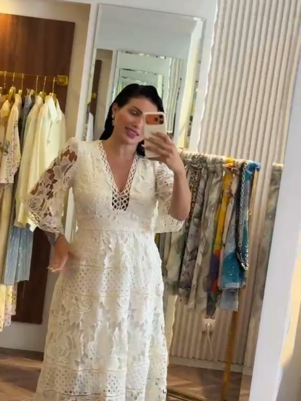 @VALENTINA