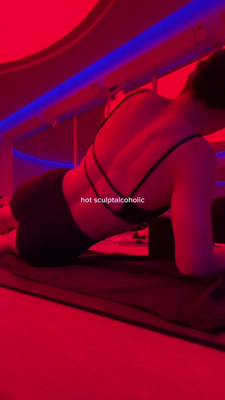 @rebecaalozano