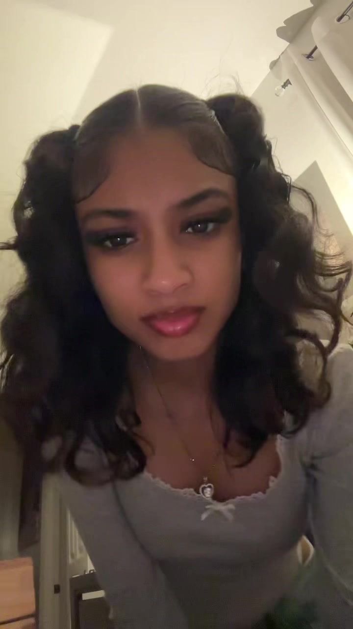 @👑
