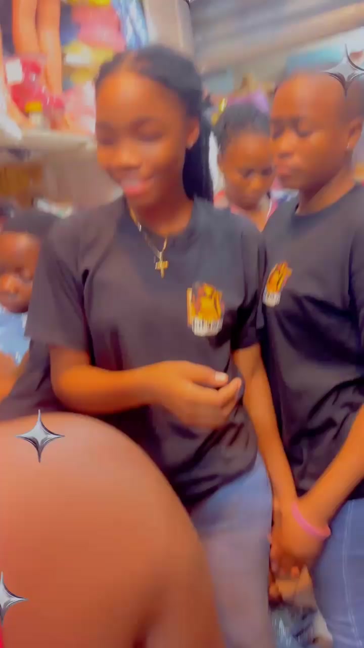 @Shop with~ 🦋Ohenewaah 👗💃🥿