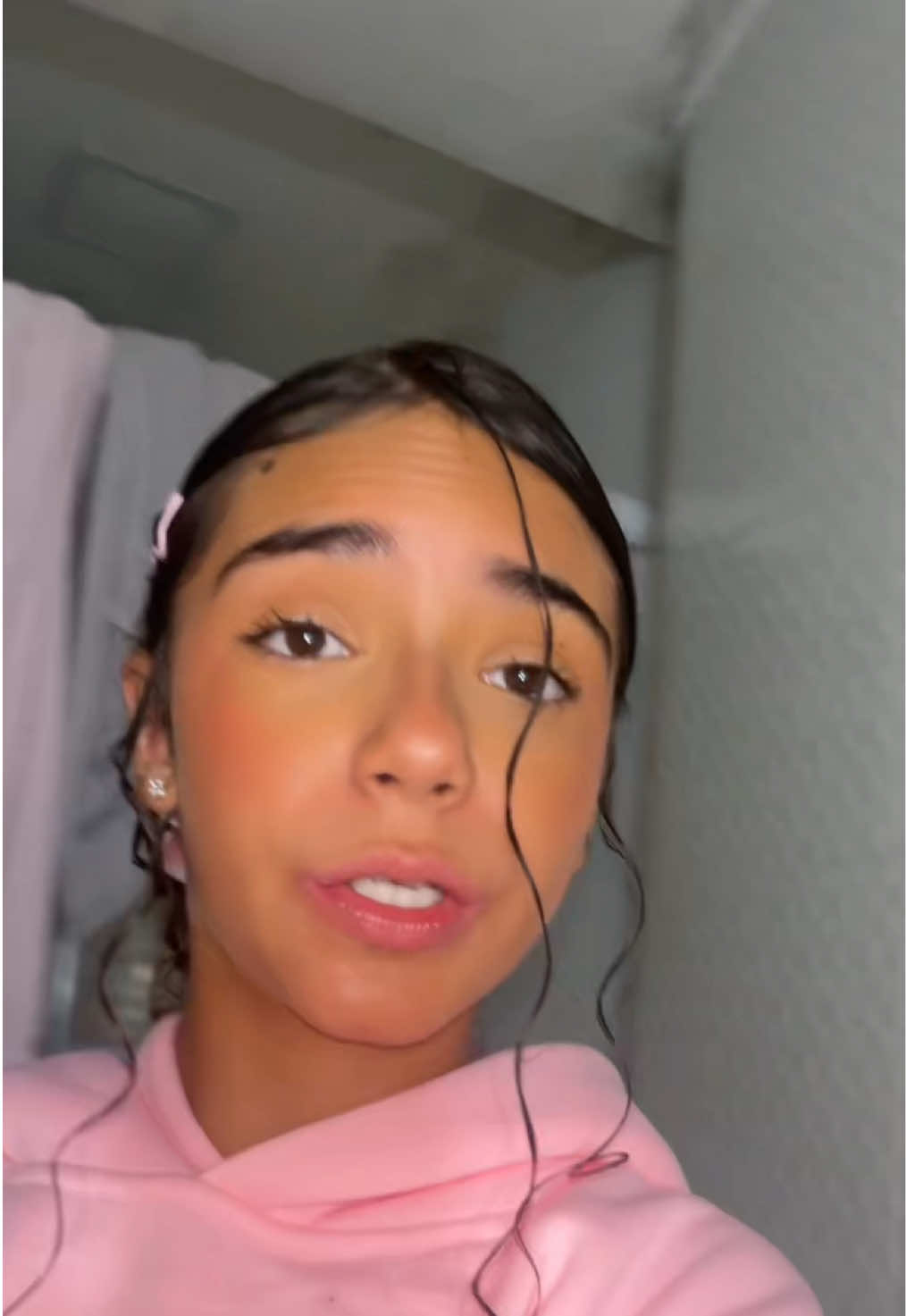 @larafamiliamadrona