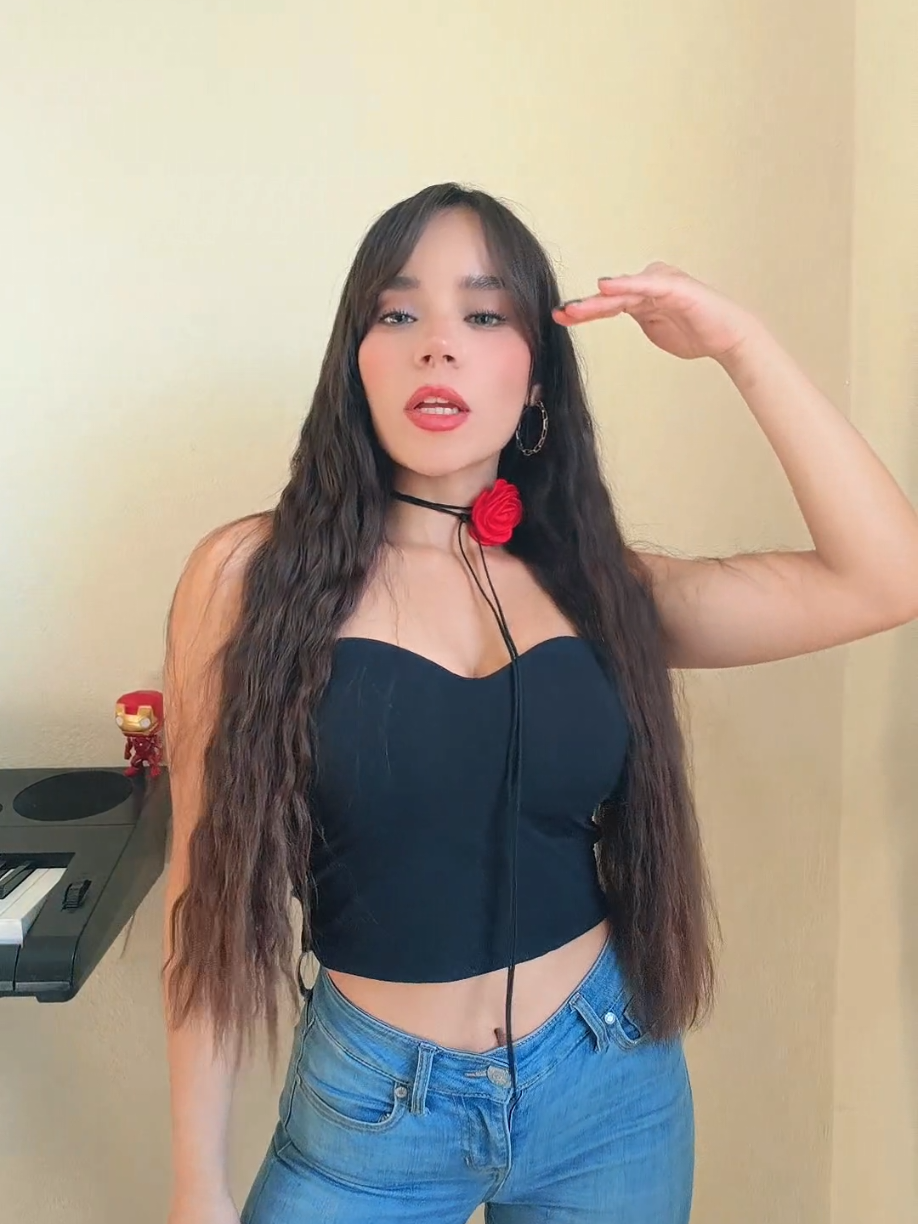 @VaniaAlfaro🩷