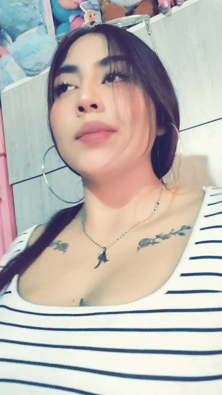 @Älï Estëfänïa🫧🧚🏻♀️