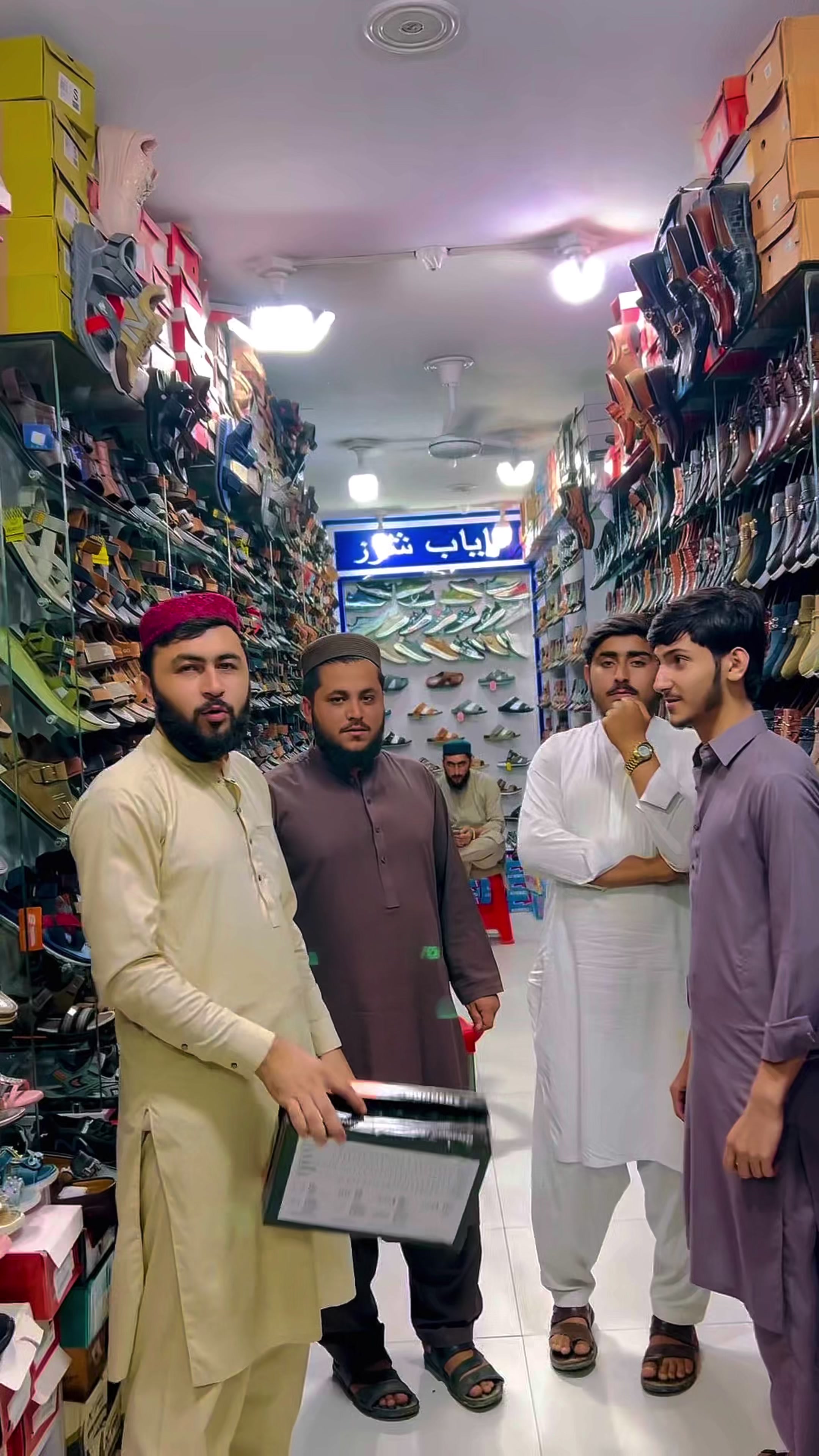 @NAYAB SHOES TOPi