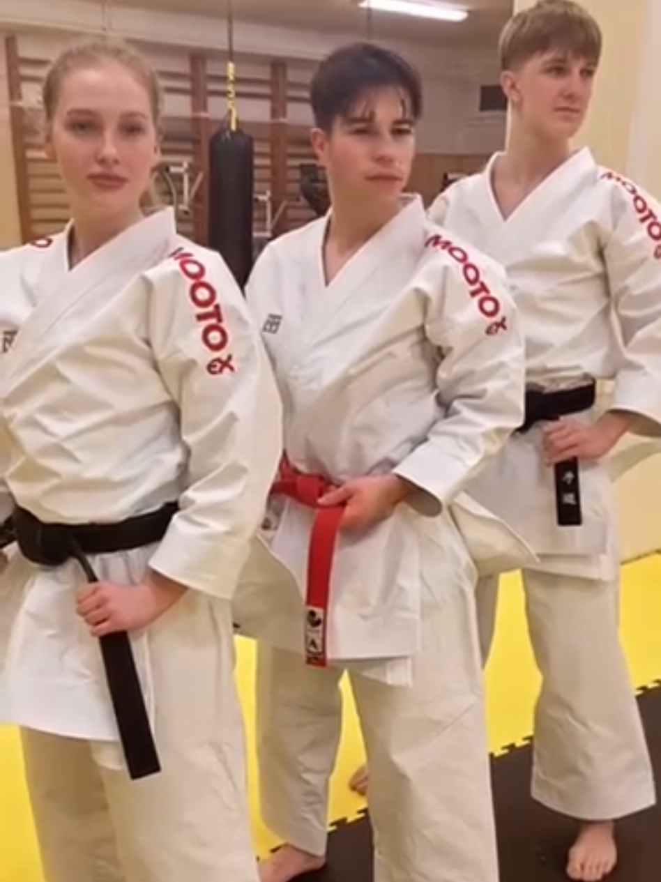 @DREAMFIGHTWIN