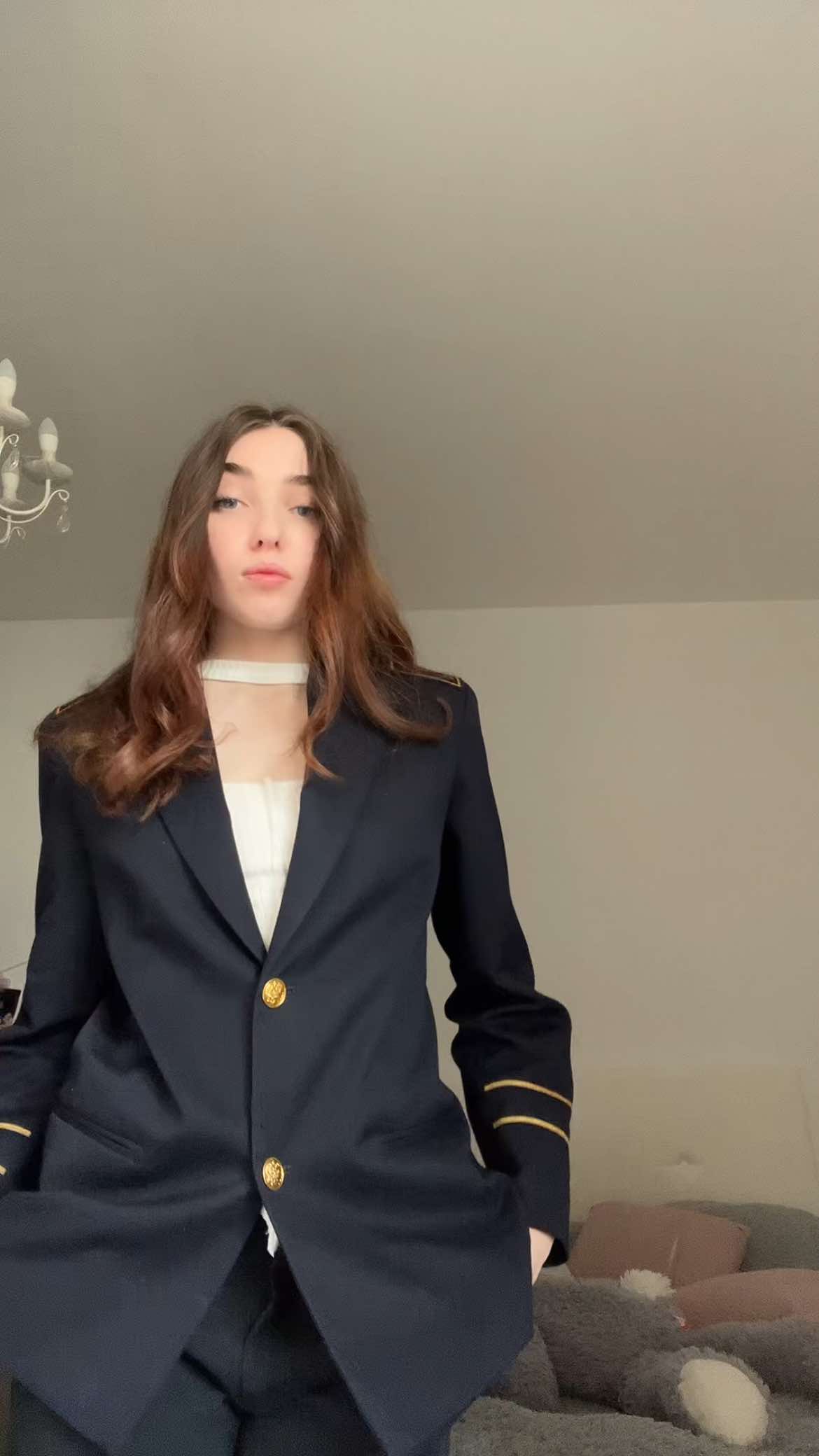 @zvanikka