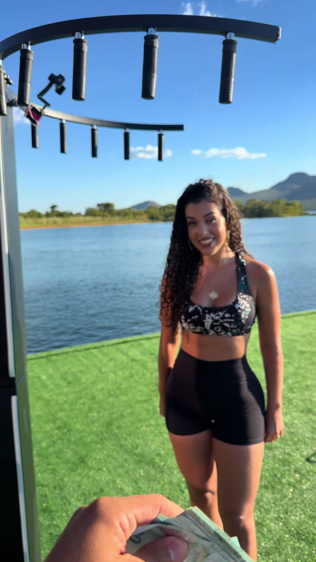 @Let&iacute;cia Disher