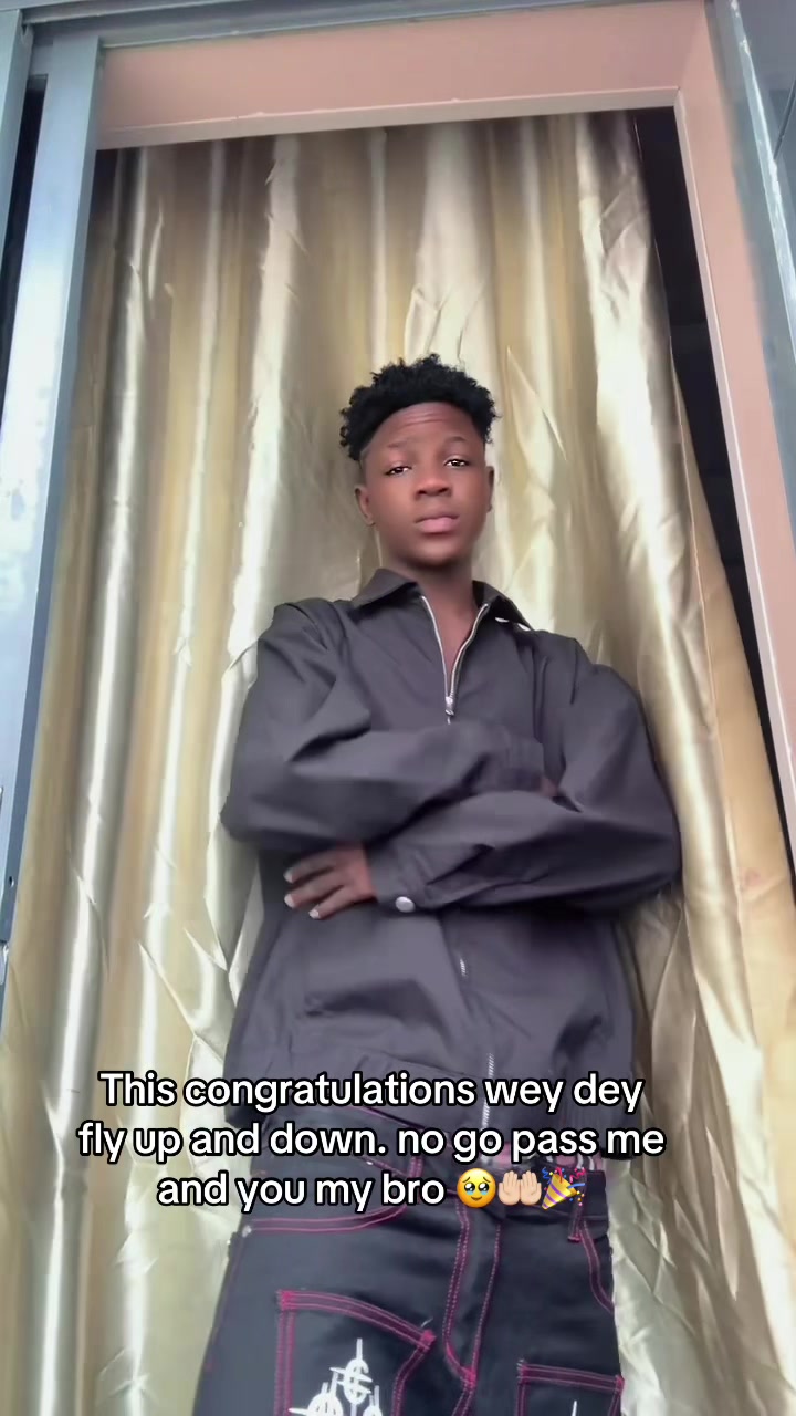 @ENIOLA 🪖💚🧃