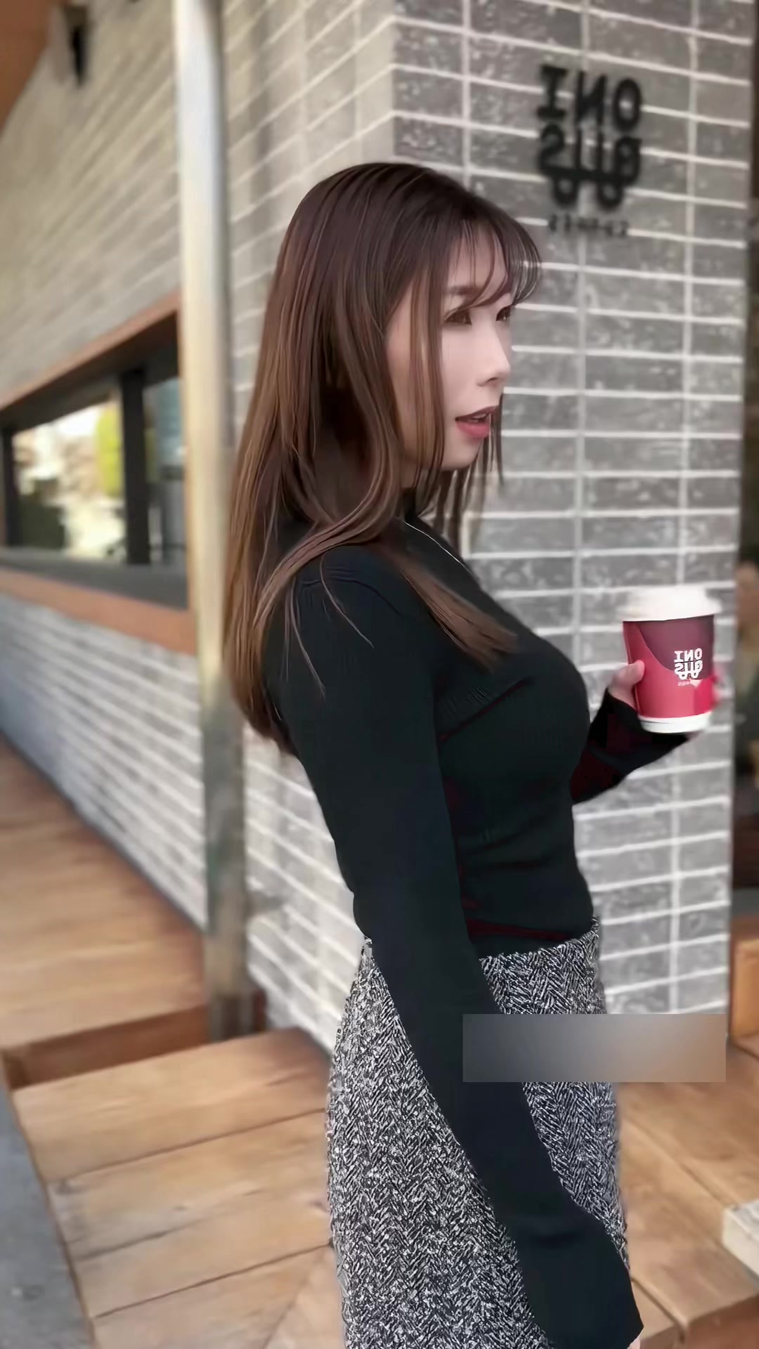 @Hana