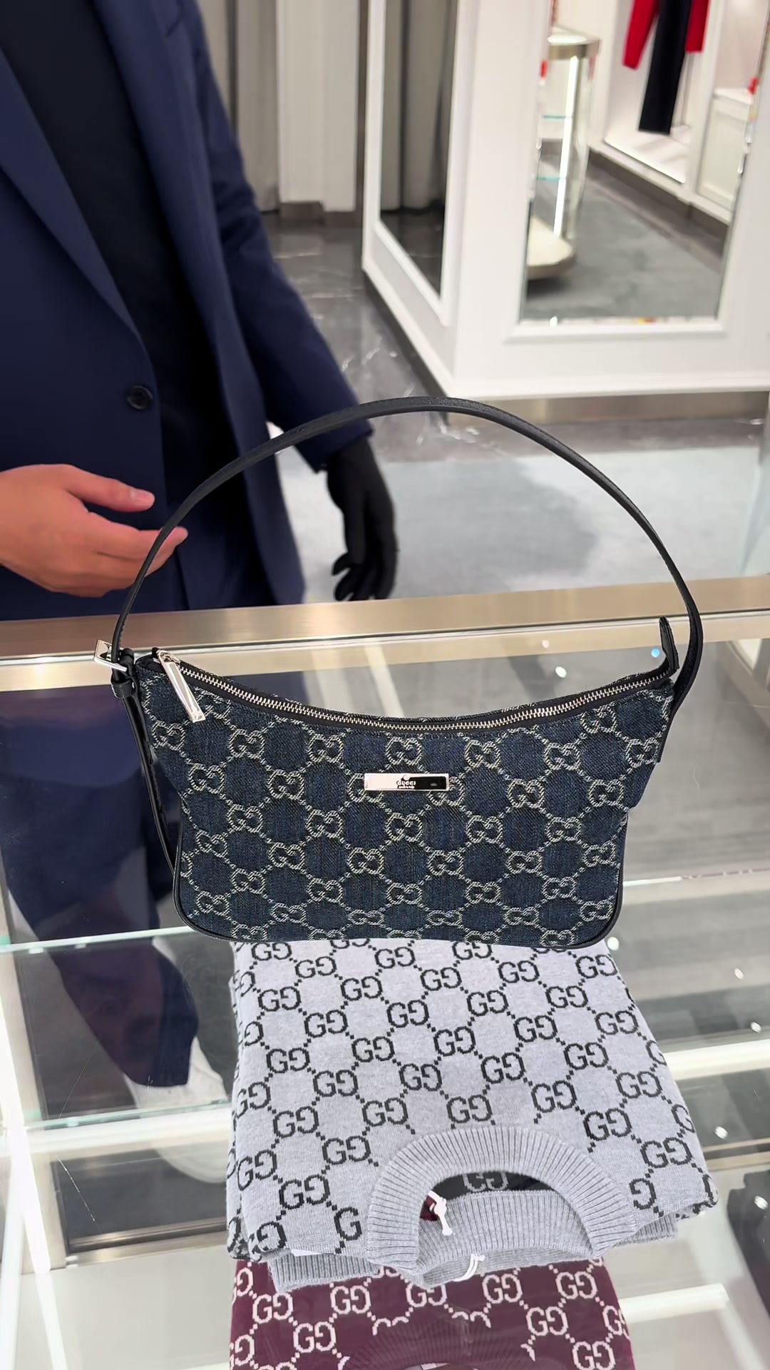 @Azri Gucci