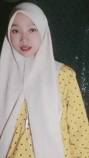@𝗡𝘂𝗿🌻