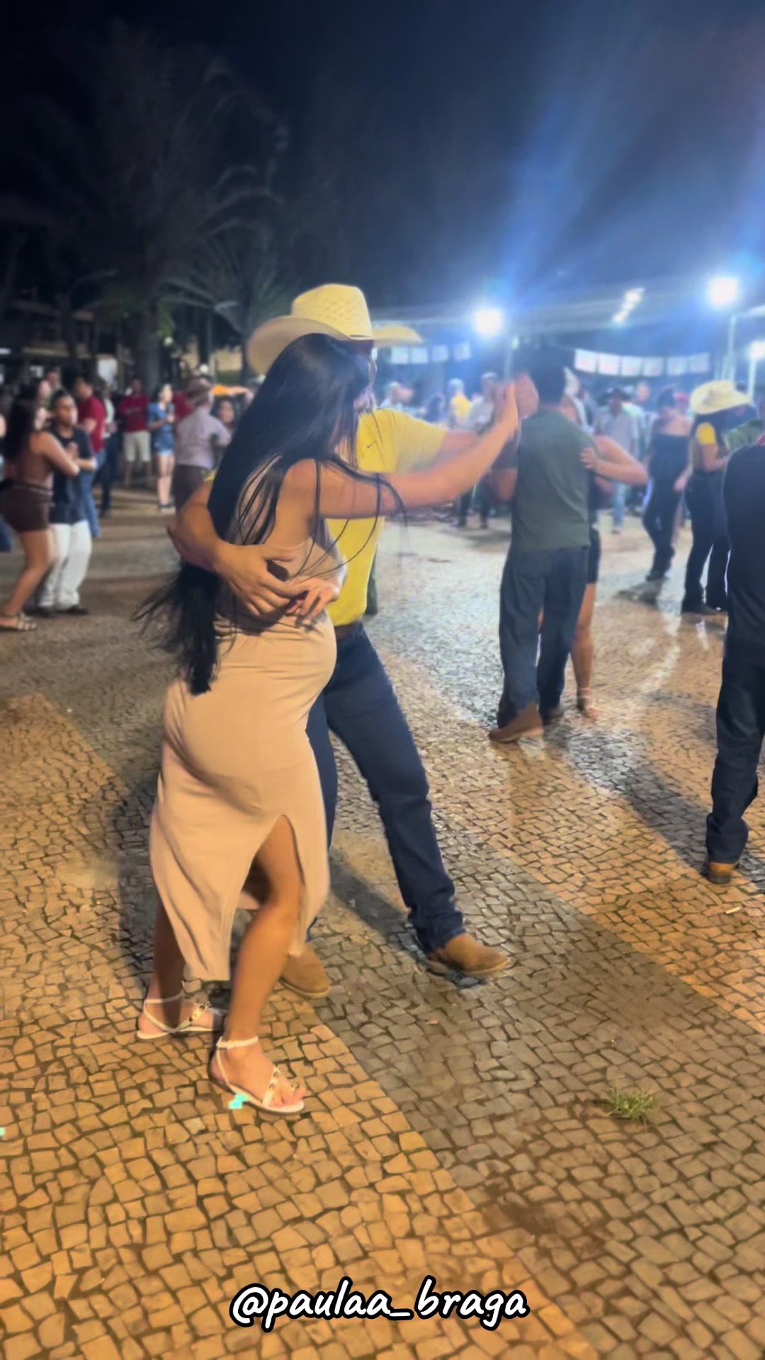 @paulaa_braga