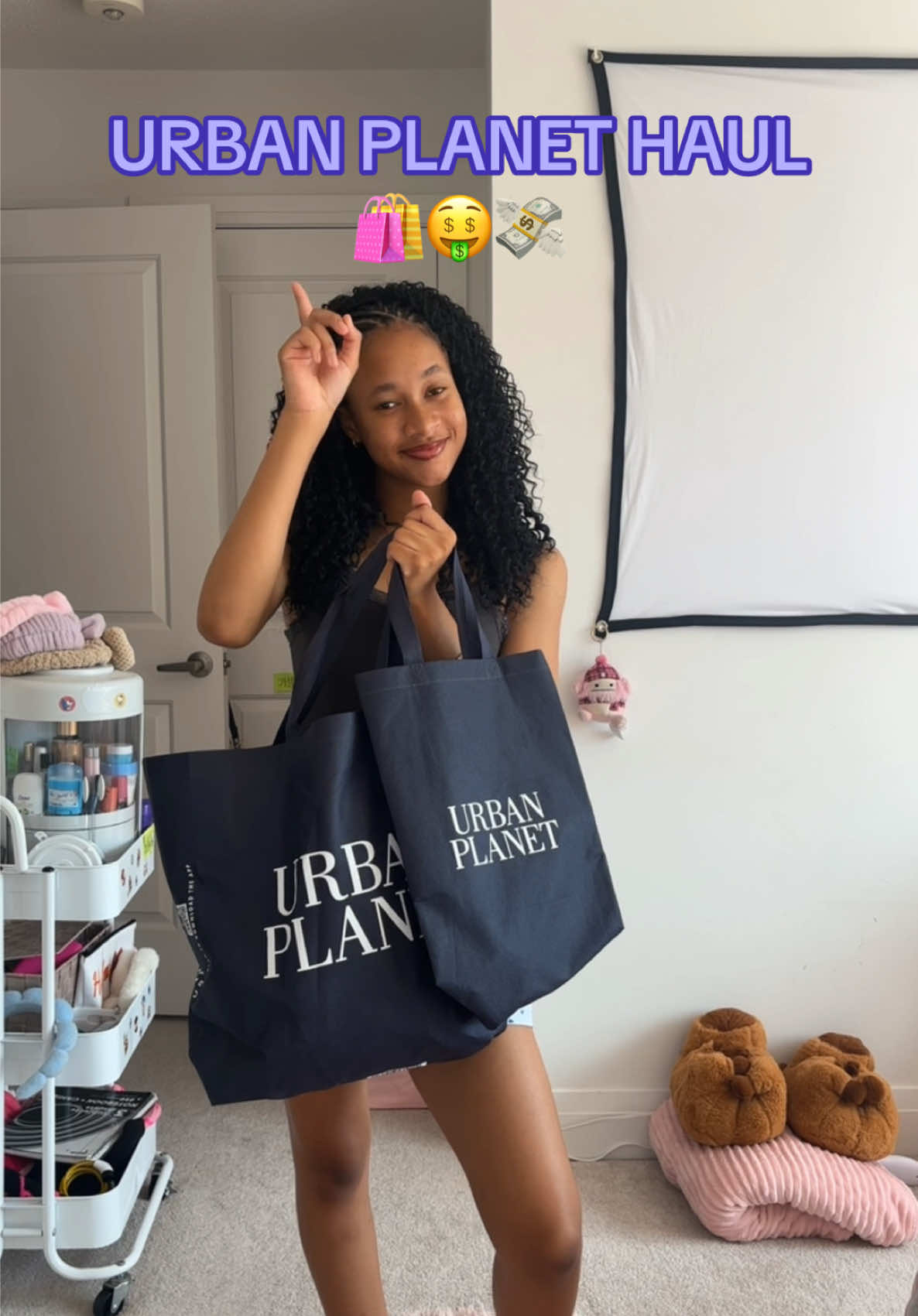@itsaleeyahparker