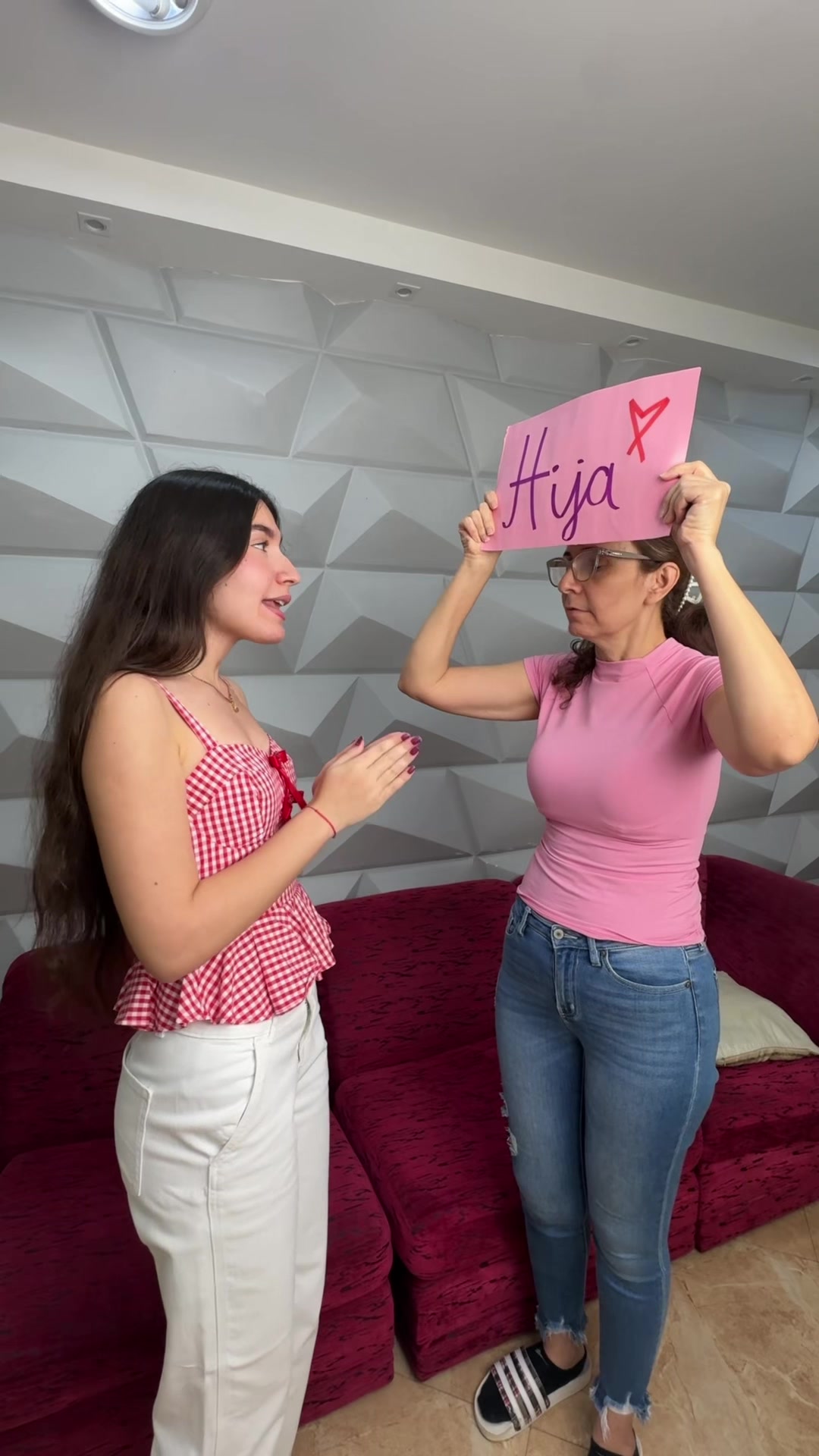 @Janinalchair