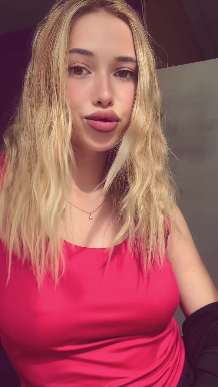 @𝓐𝓵𝔂𝓪 🧸