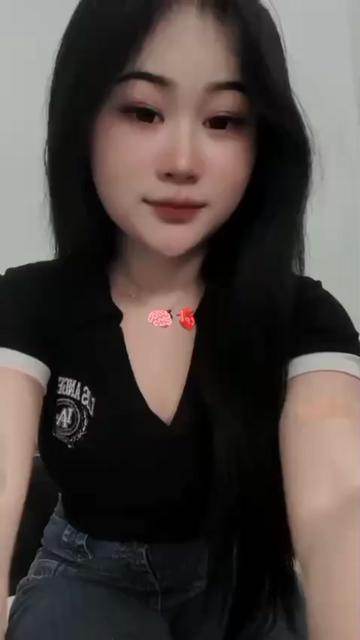 @velicyaa